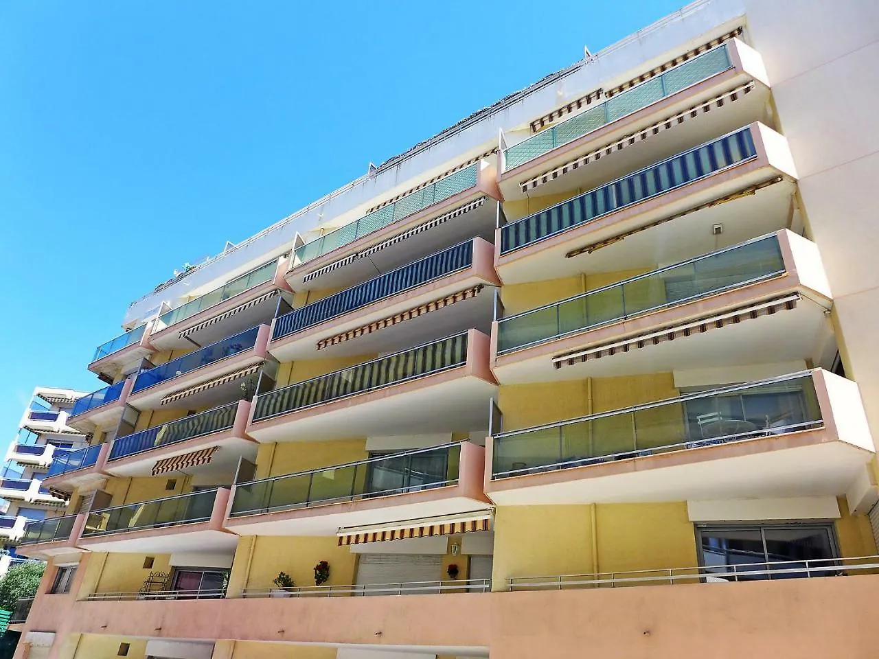 Apartment Les Chevrefeuilles Saint-Tropez France